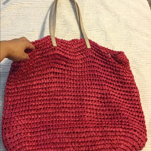 Woven Large Pink, straw bag, tote, gold handles - Picture 2 of 7